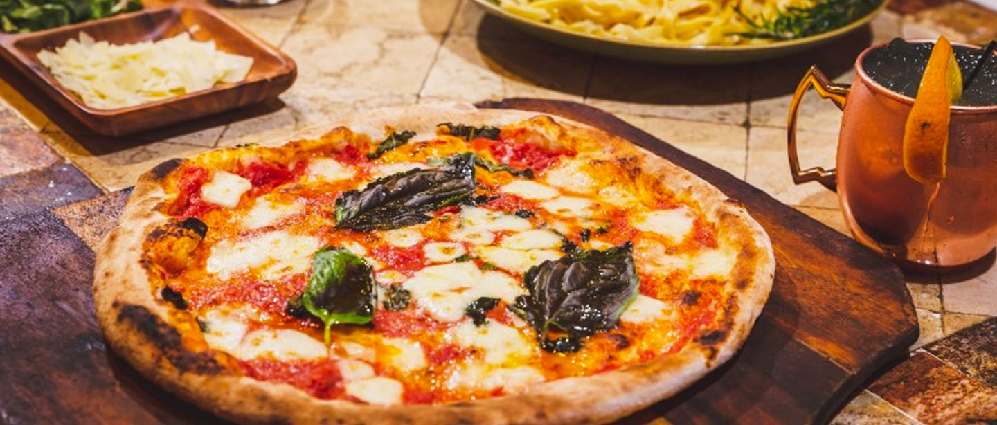 Luciano Pizza - Shops at Rivercenter