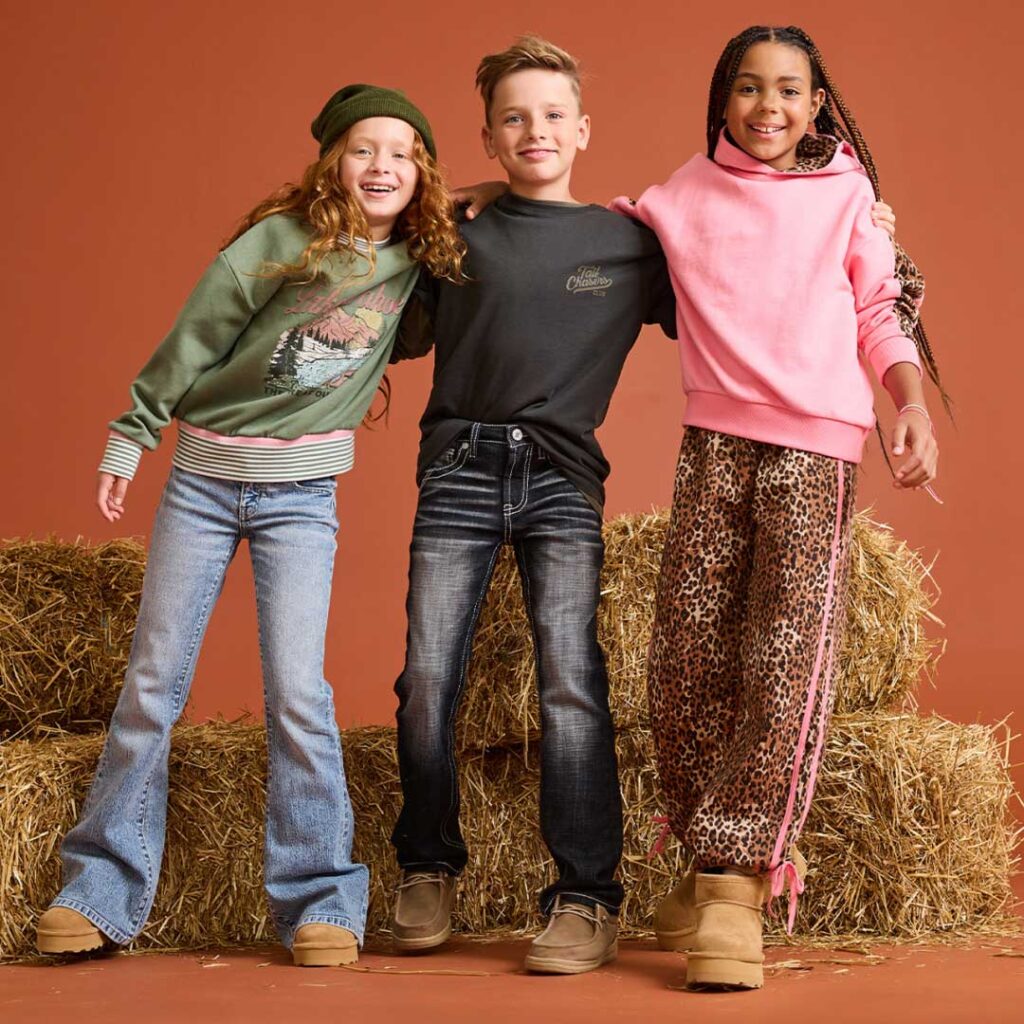 Buckle---Campaign-267---Shop-Buckle-and-look-cool-for-those-cool-fall-evenings.
